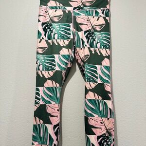 Nike Women's Dri Fit Runners leggings. Monstera Plant Print size MED